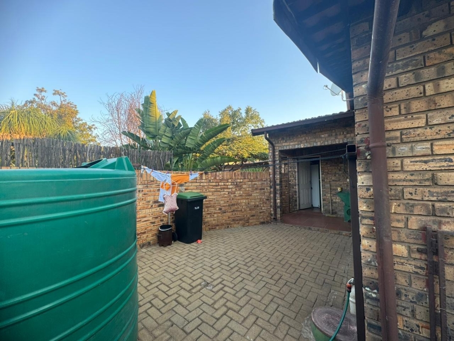 4 Bedroom Property for Sale in Bodorp North West